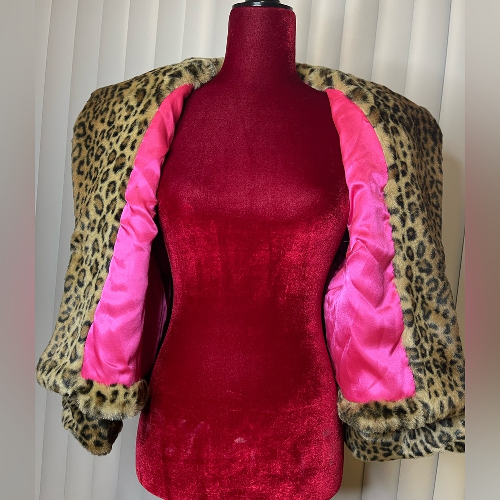 Vintage B’Love Animal Print Crop Faux Fur Jacket Size XL Pristine Condition - Picture 7 of 11